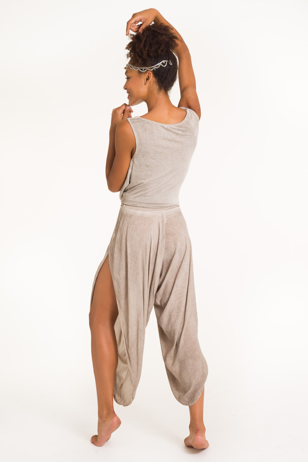 20-beige oscuro-b-pantalón telas cruzadas abierto en laterales