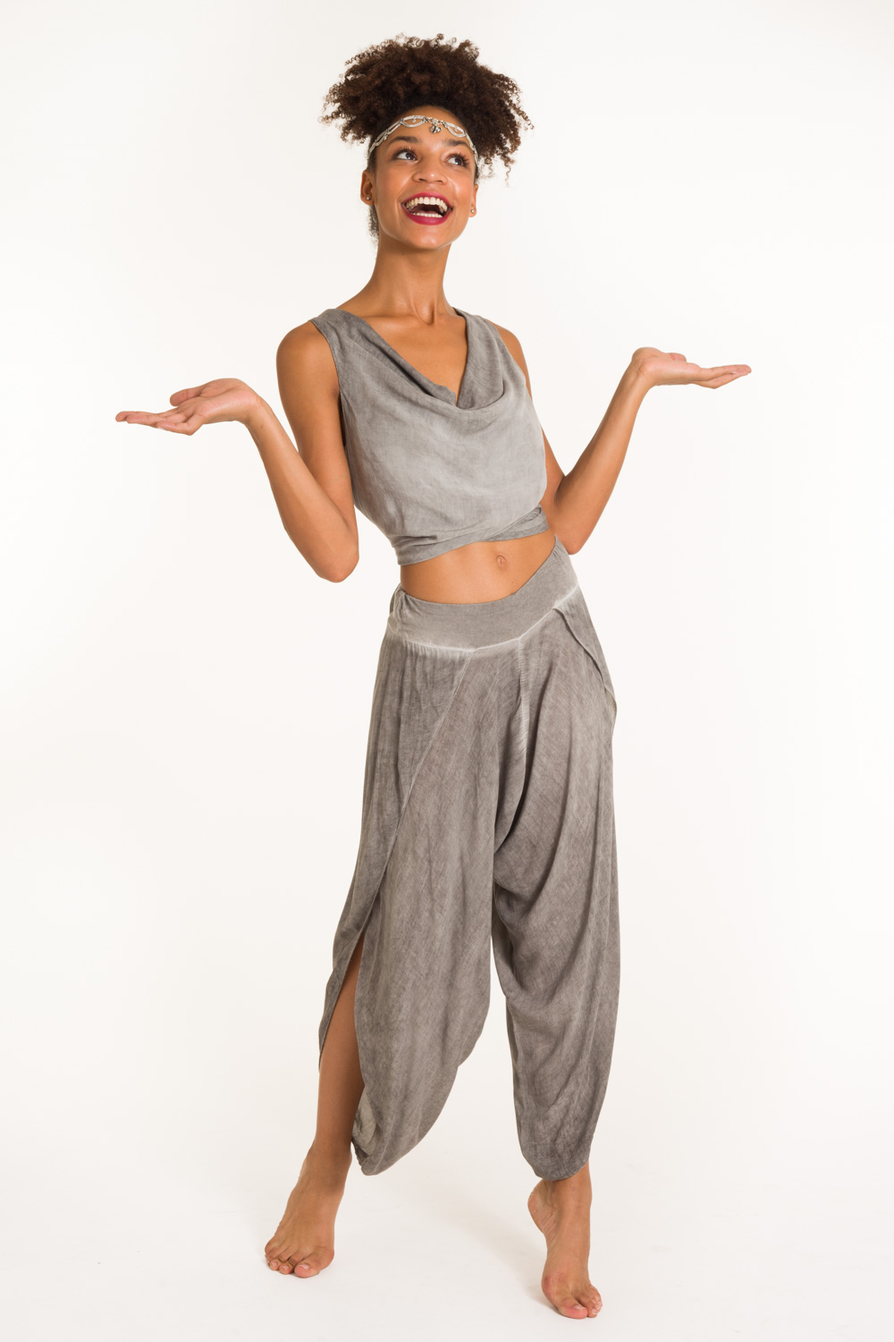 20-gris-a-pantalón telas cruzadas abierto en laterales