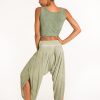 20-verde-b-pantalón telas cruzadas abierto en laterales